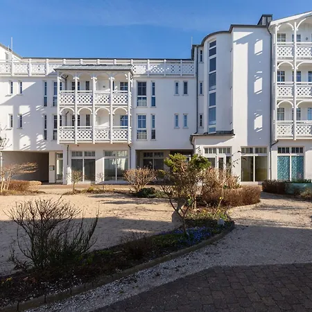 533 &quotmeerzeit&quot * Sellin (Rugen)