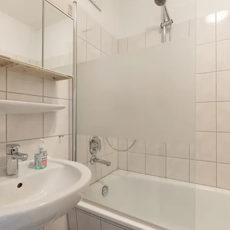 Ferienwohnung 533 Meerzeit Apartamento Sellin (Rugen)